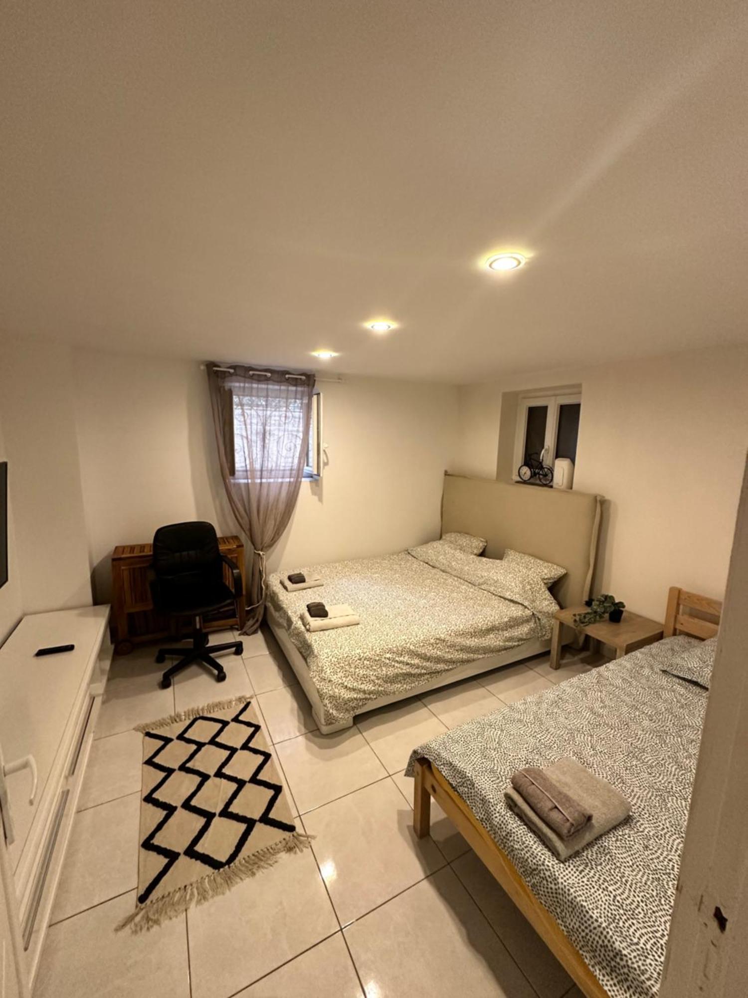 Jolie Appartement Nice Proche Mer Et Aeroport Une Chambre Plus Salon Avec Cuisine Buitenkant foto